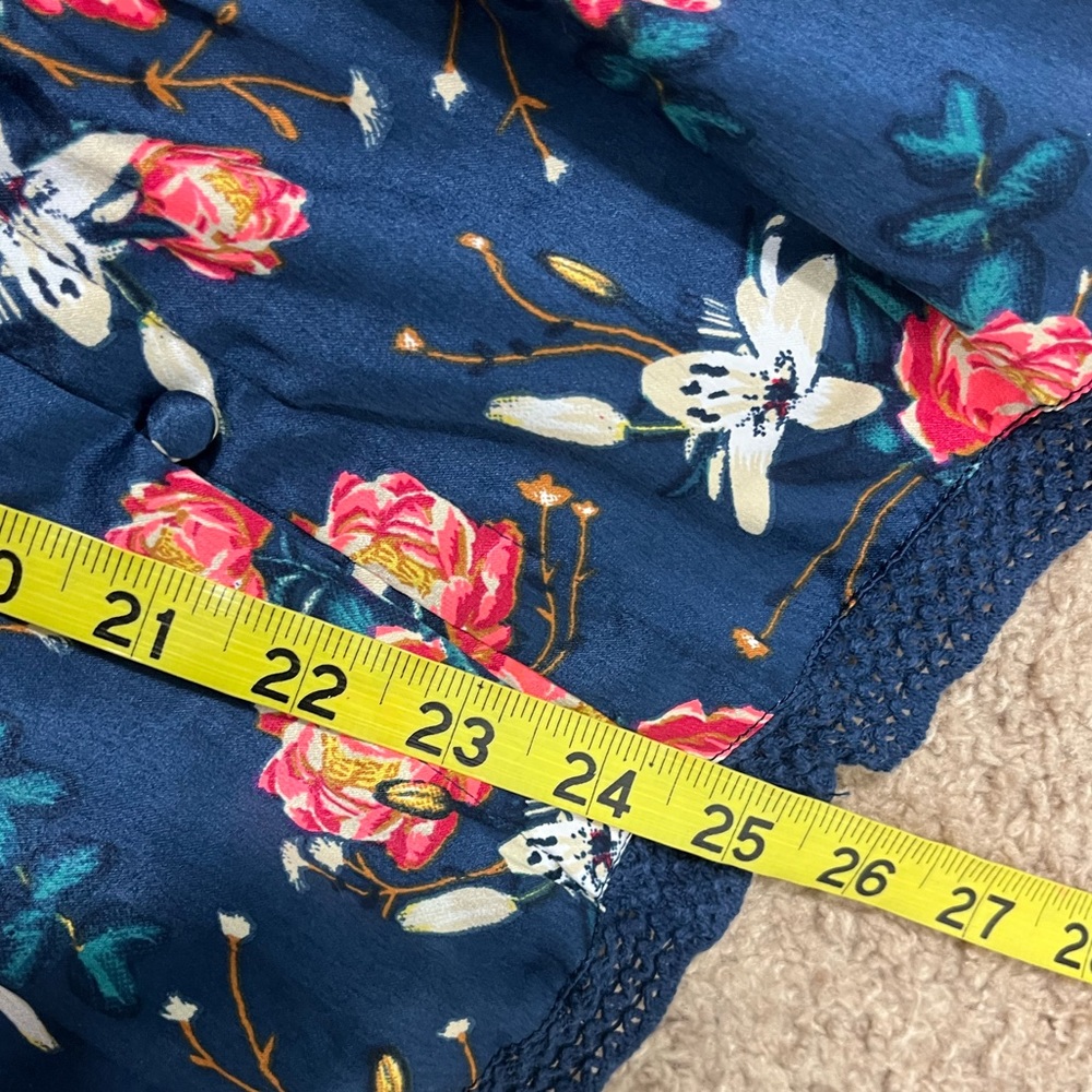 Navy Floral Roxy Cami Top L - Picture 5 of 6